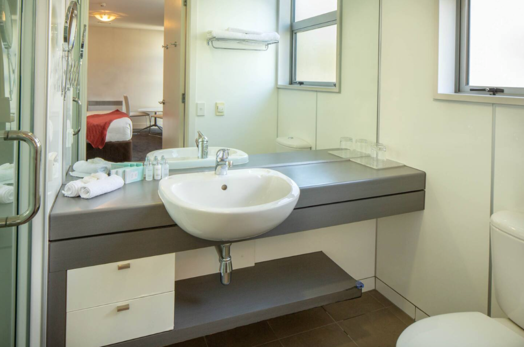 203 Ensuite 3 res